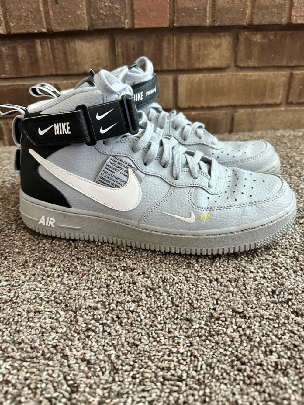 Nike Air Force 1 Mid '07 LV8 Utility Wolf Grey Black Size 8.5